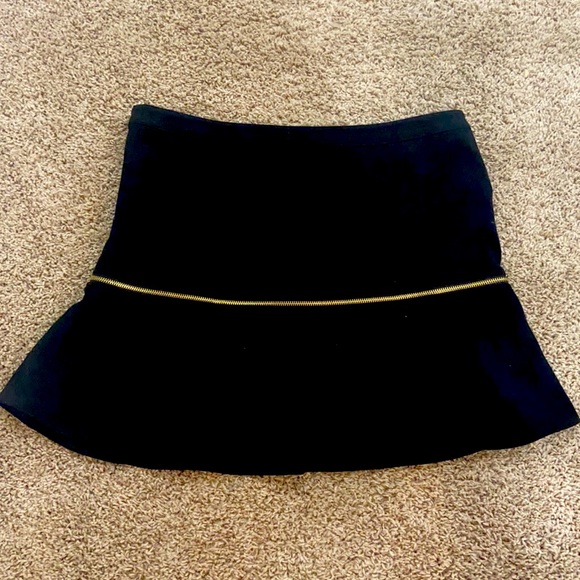 Michael Kors Mini Skirt - Picture 2 of 3